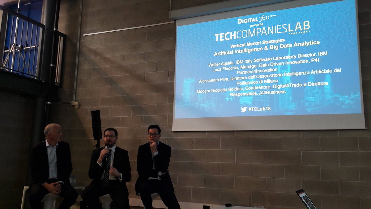 #TCLab18 <a href="/LFlecchia/">Luca Flecchia</a> @Partners4I ci da un quadro sulla situazione di Intelligence Data Processing: un aiuto per profilare i clienti e capire come approcciarvisi al meglio
