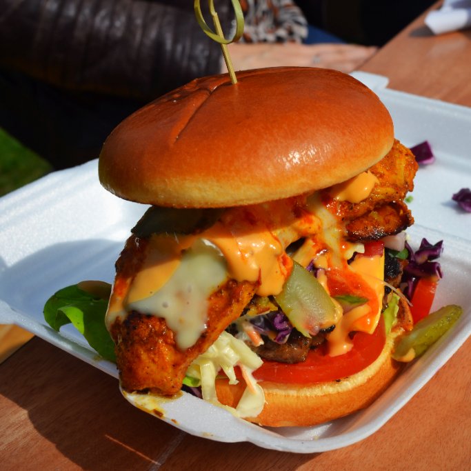 Who's joining us for our Christmas @bitstreetfood special, Merry &amp; Bite! Enjoy mouthwatering festive street food and classic faves by:
- <a href="/bonstreetfood/">BON Street Food</a> 
- @schmearmcr 
- <a href="/BigDubofLove/">BigDubofLove</a>
- <a href="/jordyspizza/">Jordy's</a> 

Plus Christmas carols and mulled wine!🎄 

Event info: facebook.com/events/6446625…
