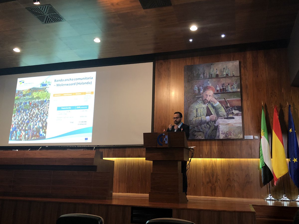 FundecytPCTEX's tweet photo. Hoy, 300 asistentes en Foro #InnovaEx18 para la búsqueda de soluciones y oportunidades de la región desde la I+D+i y las tecnologías que contribuyen a la sostenibilidad en industria 4.0 y digitalización, energía, agroalimentación, medioambiente, y entornos rurales inteligentes https://t.co/wEl2NTVfoI