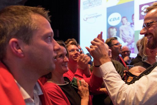 Pvda050's tweet photo. #PvdA kiezers bedankt!🌹
We zijn tevreden met het resultaat als 2de partij in Groningen en blij met jullie vertrouwen in ons. #GR050 ❤️ https://t.co/dnKXIJmIs2