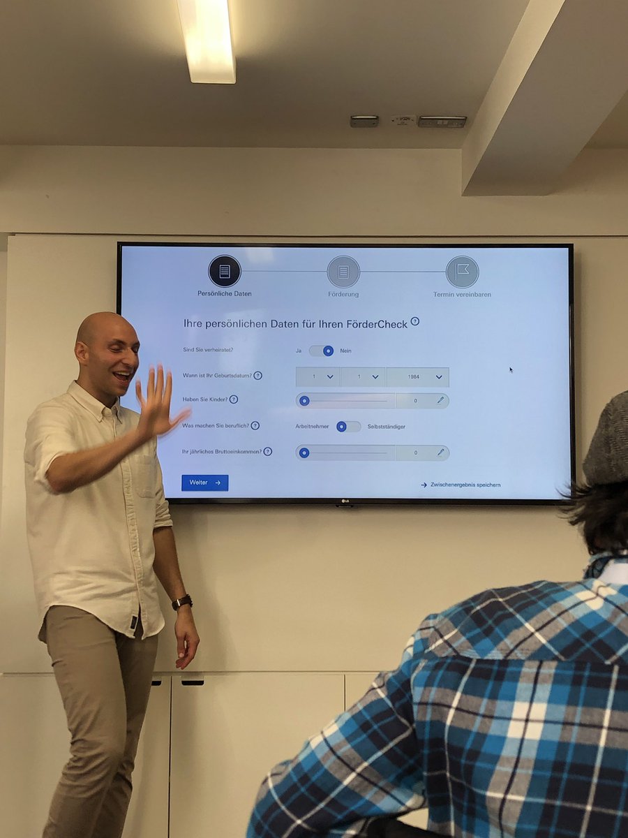 DermyHughes's tweet photo. Using a slider to answer the question of "Do you have Children?" π #UXGore #PixelPioneers https://t.co/a8wgBDK9la