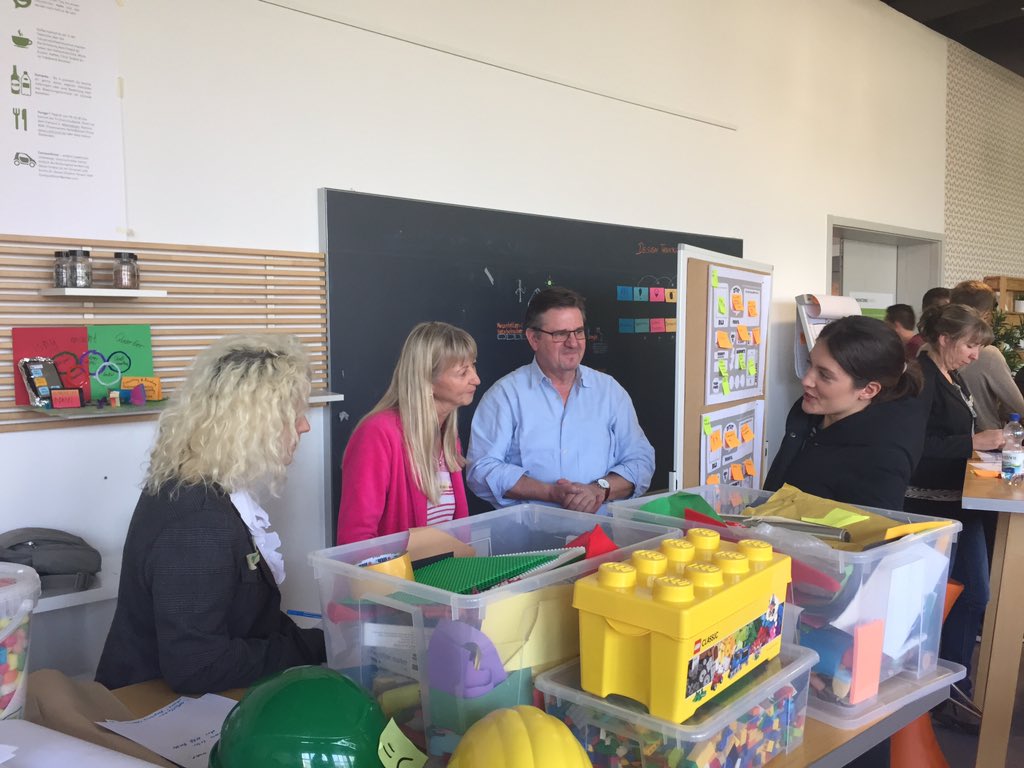 EnBWInnovation's tweet photo. #Kundeninterviews und #Kundenfeedback sind natürlich das A&O jeder #Idee und #Innovation #designthinking #EnBW #innocampuska https://t.co/u0r1NzEoB4