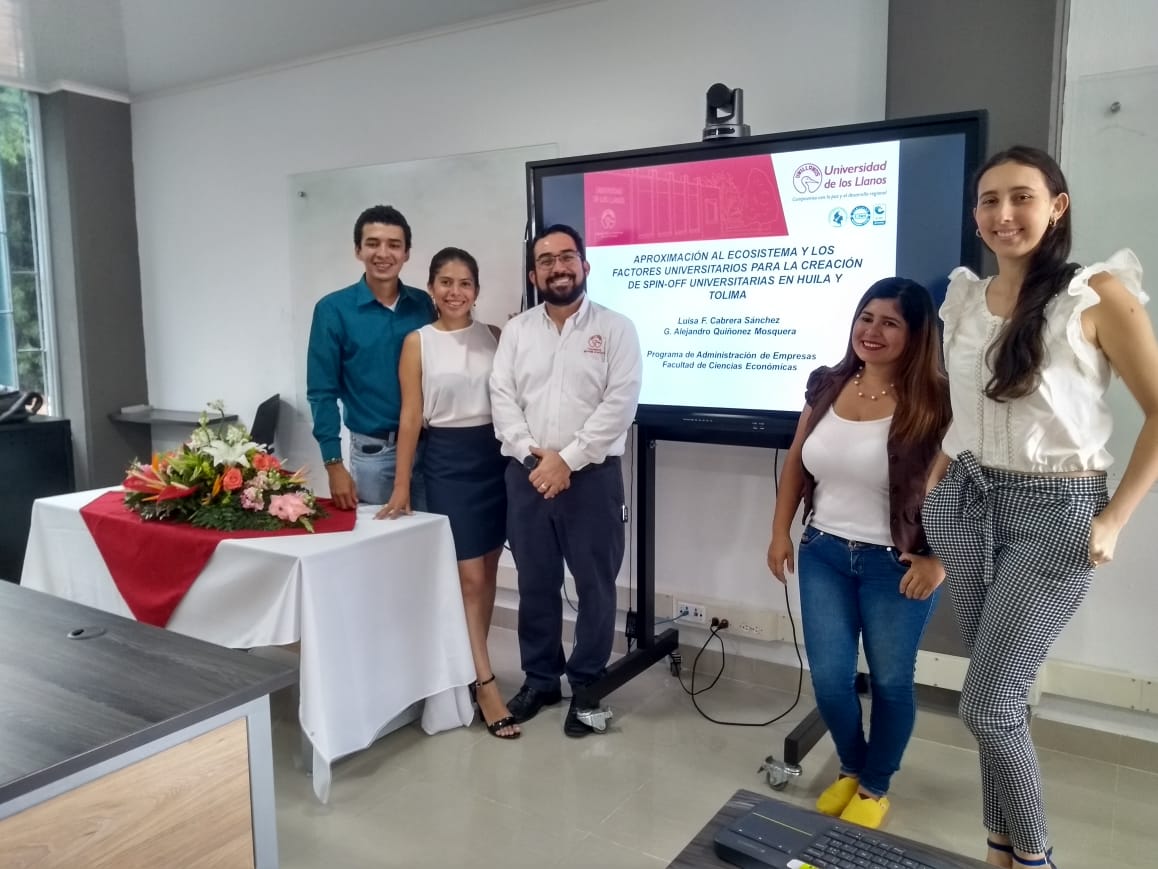 Alejoquinonez's tweet photo. El grupo de investigación Estudios en Sostenibilidad Urbana y Empresarial y el Semillero de Investigación 2ESE de @unillanos_ participando en @CongresoFCE @econo_ext @daniela17_b @kevjm_ @yuli_herrera039 @luisafcs54 https://t.co/lMGQw46Ky6