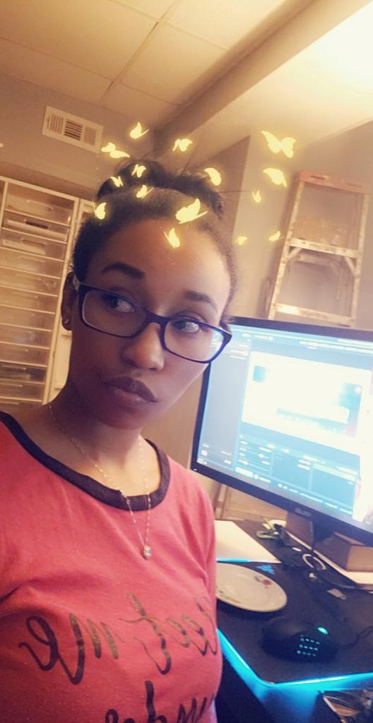 BaconGoddessTV's tweet photo. Happy Thanksgiving! 🦃🍁💖 Yes, I'm wearing #Christmas pajamas on #Thanksgiving! But #Live on #twitch 

https://t.co/ECMTPvf3CE

#TwitchKittens #twitchaffiliate #baconslagoon #bacongoddess #streaming #streamlabs https://t.co/vIaRz3lfzw