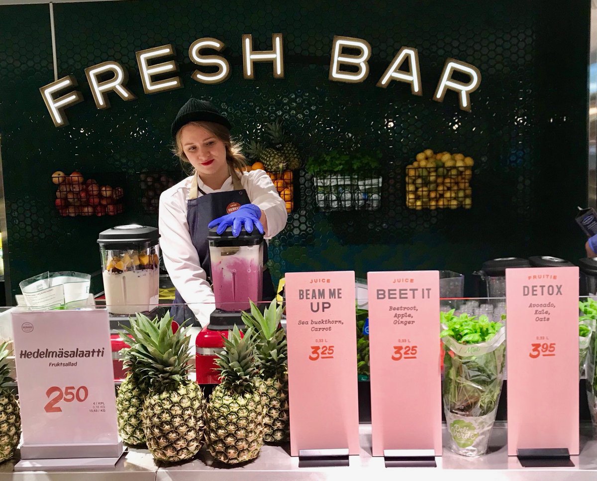 HeikkinenMika's tweet photo. Herkusta löytyy enemmän #freshbar
#foodmarketherkku
Herkumman, terveellisemmän ja tuoreemman elämän puolesta. #herkku https://t.co/3JxXWDpv32