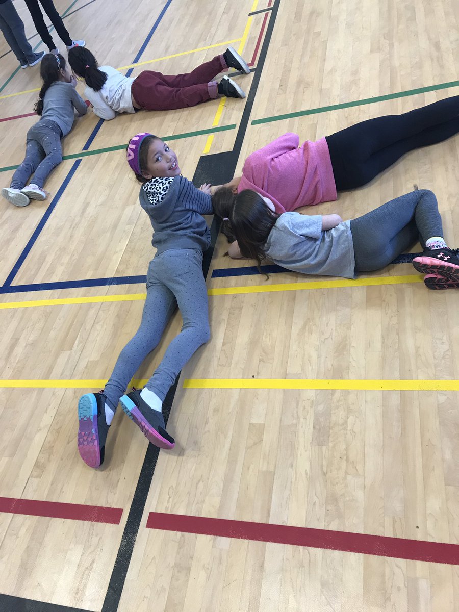 TeamSuperDennis's tweet photo. Alphabet Tag in Phys Ed today. Making letters with our bodies #msdennisavp #avpsrocks #alphabettag @ms_deboeravps @AVPSCoach https://t.co/EP7qJY4utf