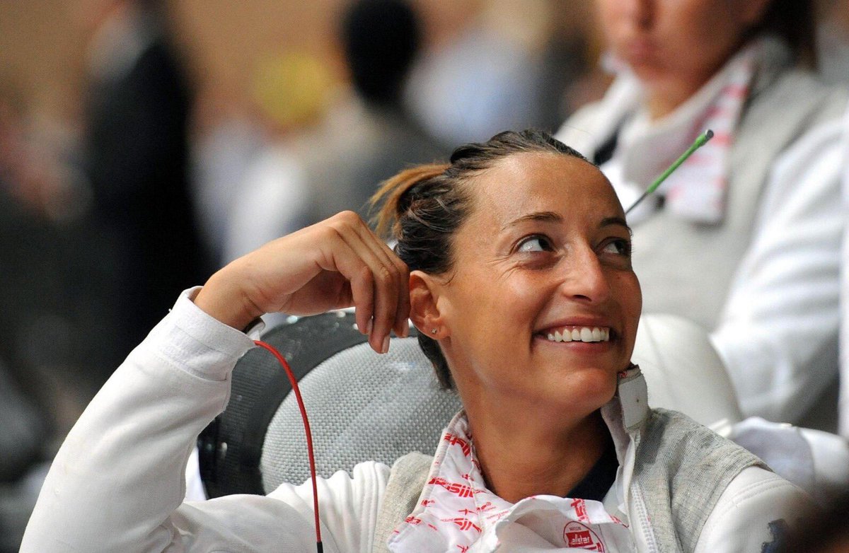ItaliaTeam_it's tweet photo. Rientrano le mamme fiorettiste! 💙

@ElisaLovesJesi e @martinabepi di nuovo in Coppa del Mondo nel fine settimana ad Algeri! 🤺

#ItaliaTeam @Federscherma https://t.co/vissNTLOQq