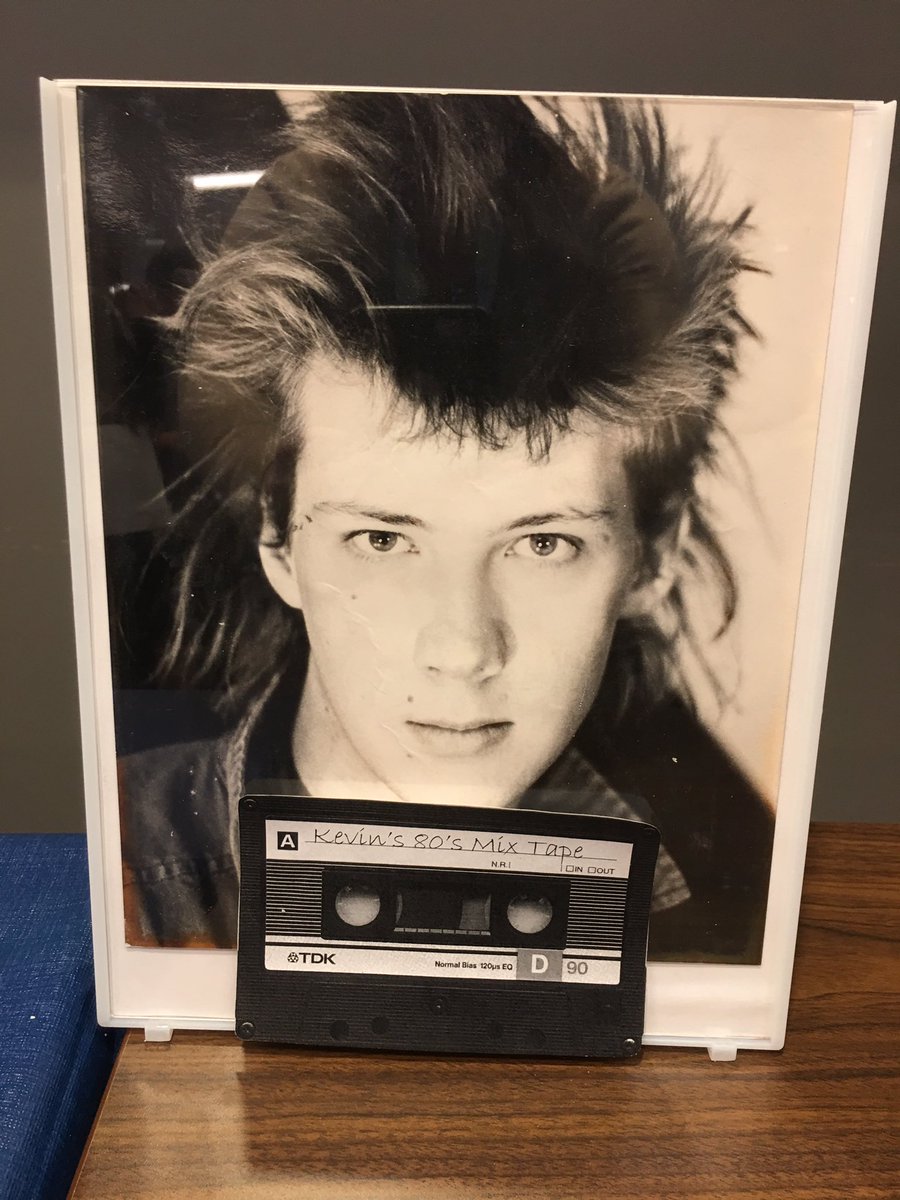 Sarah Downey tweet media