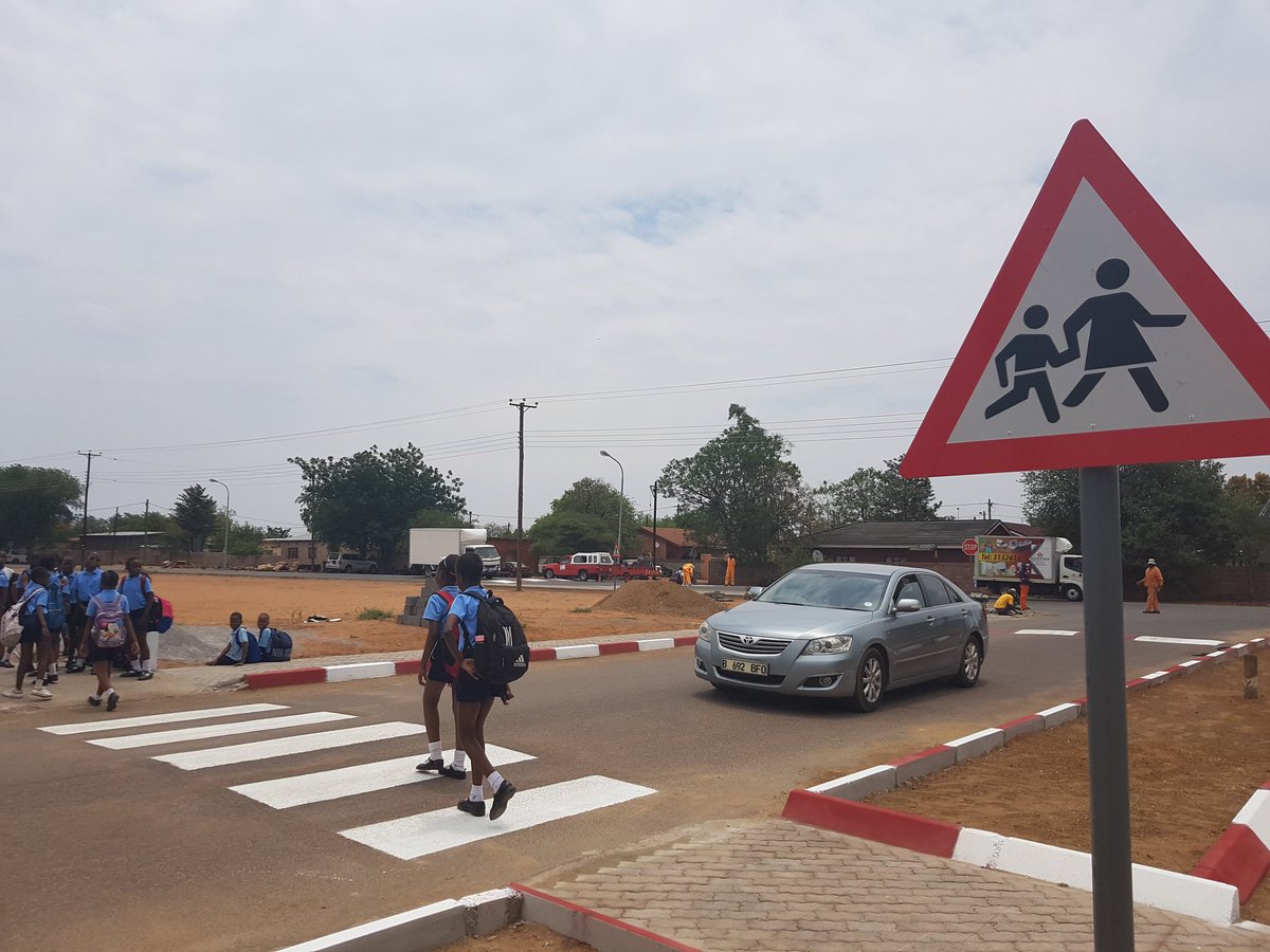 In #Goborone #Botswana pedestrian kids of Bophirima Primary School are safer when walking to/from school after the @SR4Schools @iRAPSavingLives assessment & @Amend implementation of cost-effective countermeasures #roadsafety @FIAFdn @oconnorshane @childhealthGI