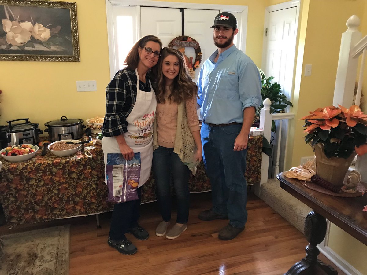 JBbugman's tweet image. HELLO!!!!! Thanksgiving Starter!!!!!!