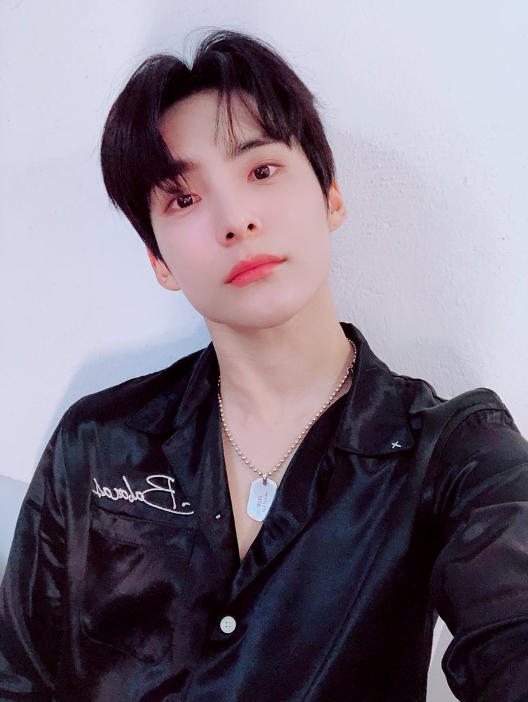 A.C.E tweet media