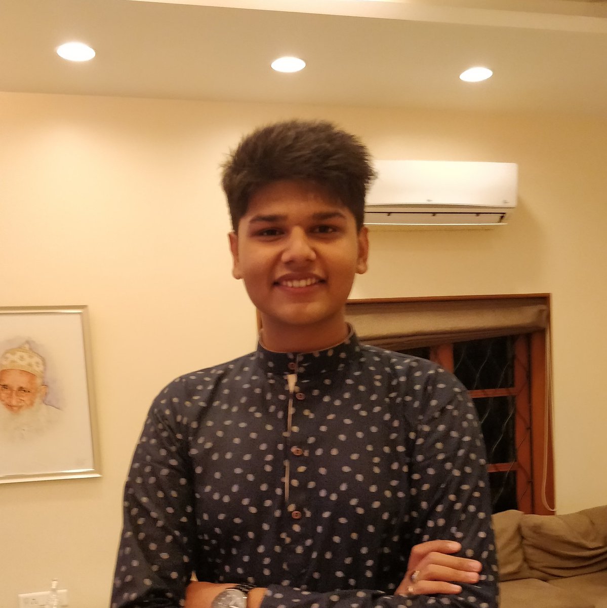 AliasgerWagh's tweet photo. #NewProfilePic https://t.co/TnHVAPMN8E