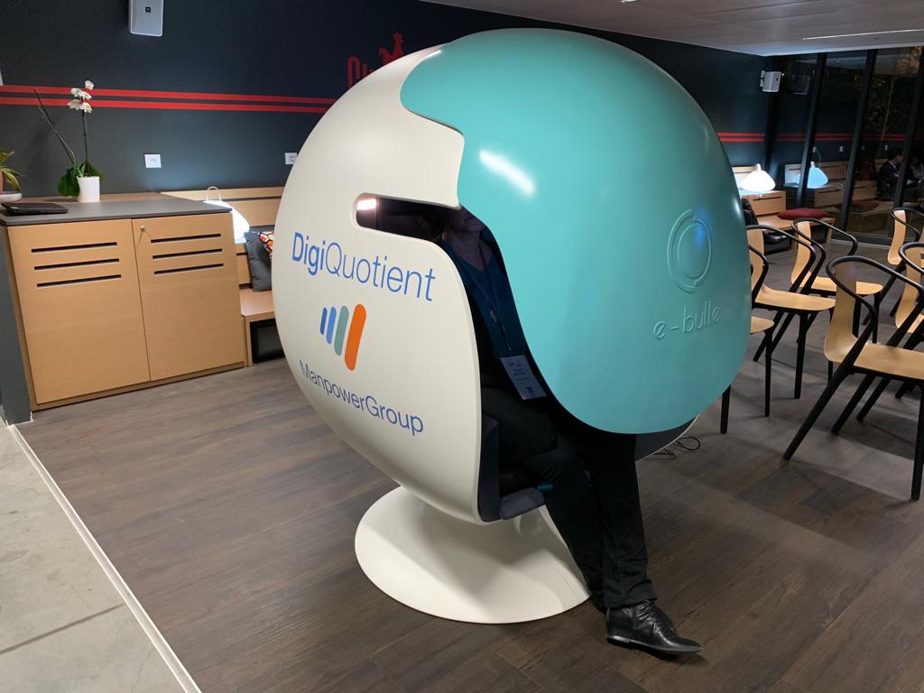 ManpowerGroupFR's tweet photo. En attendant la cérémonie de remise des Prix du #DRHNum2018 de l'@ANDRH_Officiel, venez tester votre #DigiQuotient 🧠 dans la Digital Room à @joinstationf ! https://t.co/vM9kP6lGzz