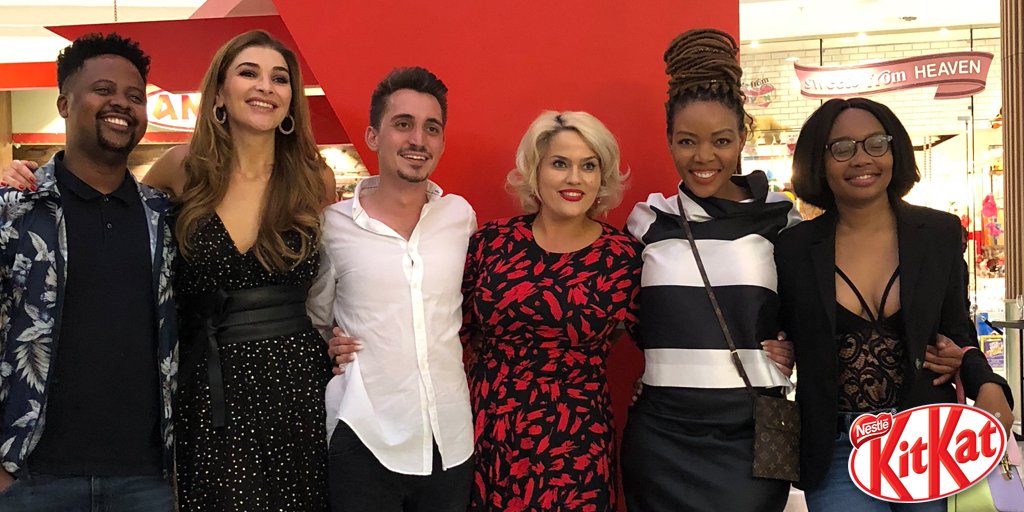 kitkatsa's tweet photo. Our beautiful chocolateers are ready to bring their a-game at our official #KitKatChocolatoryJozi pop up store launch. Watch this space for mouth-watering #KITKAT creations. #CreateYourOwnBreak 🍫 https://t.co/yy2Pf7ShBt