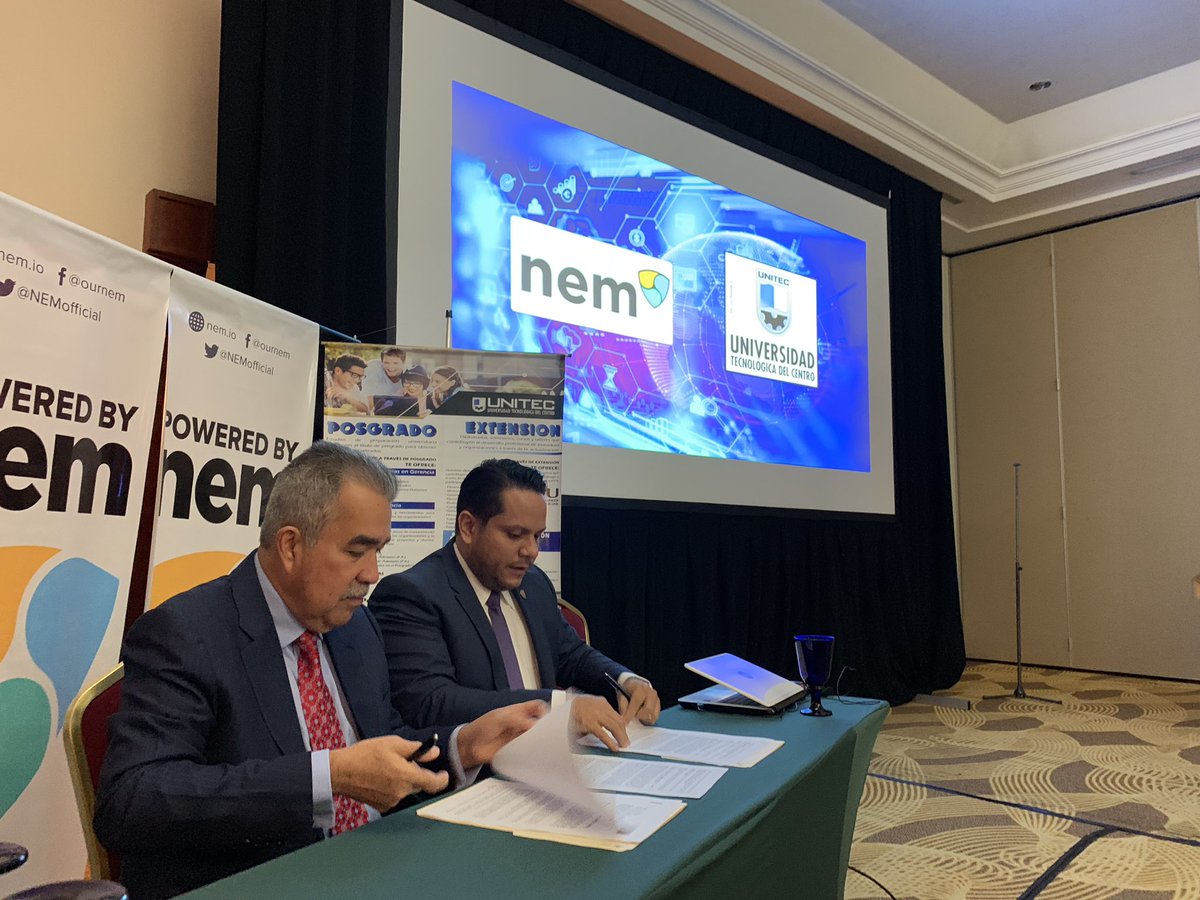 Luisemartinezh's tweet photo. #22Nov Previa a la jornada d hoy suscribimos convenio con @NEMofficial basada en #Singapur, red peer to peer fundamentada en un Blockchain descentralizada para el desarrollo d nuevas aplicaciones incluyendo tokens y criptomonedas (1/2) https://t.co/fhkPXXSSKD