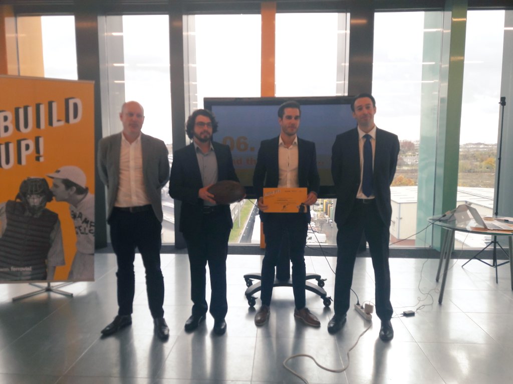 ferrovial_es's tweet photo. Y los ganadores de la segunda edición del programa de innovación son... ¡@goodbagofficial y su proyecto de reciclaje y fidelización de los usuarios! ¡Enhorabuena! 🎉🎉 Gracias a @ClimateKICspain y @HeathrowAirport por apoyar esta iniciativa. https://t.co/ON183QaFHL