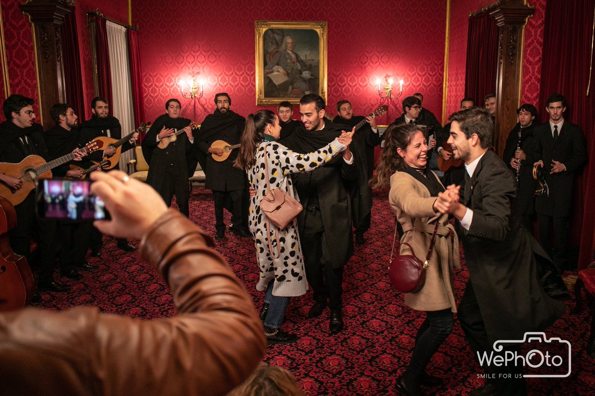 WePhotoSmile4Us's tweet photo. È iniziato ieri sera, nella meravigliosa cornice dell’antichissima Università di Coimbra, il Bea World Festival 🤩
#beaworldfestival #elephantrun #besteventawards #internationalcompetition #adcgroup #wephoto #smile4us
@beaworldfestival @adcgroup https://t.co/ViDWH7xx8P