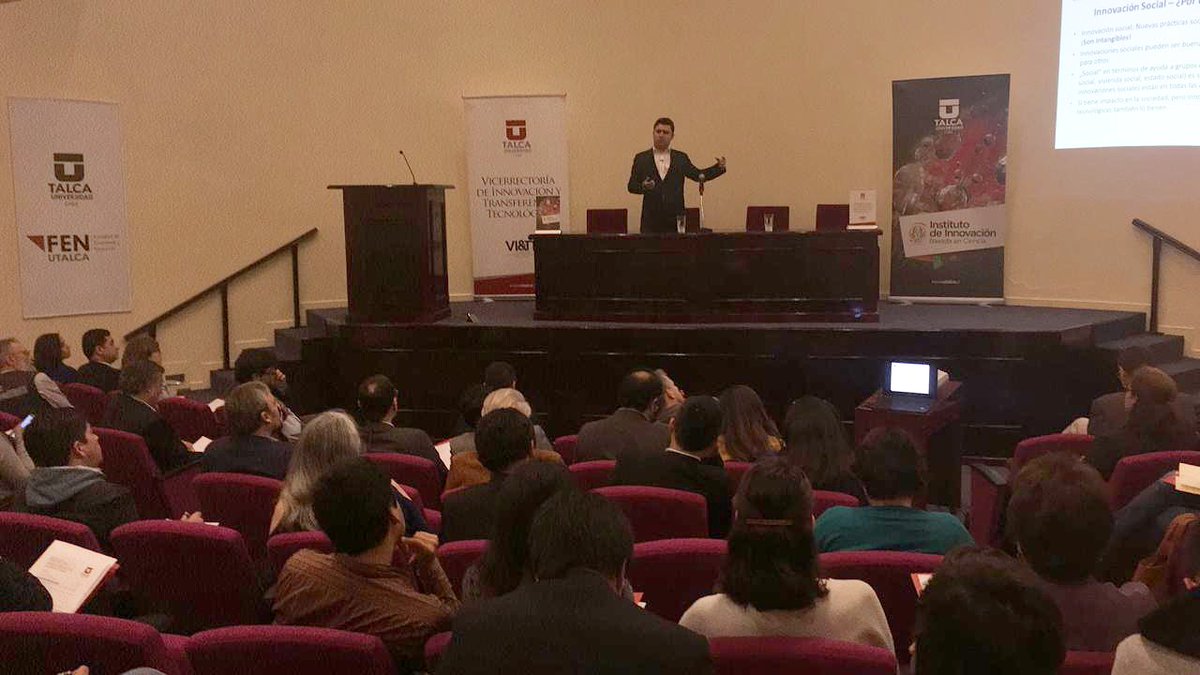 innova_region's tweet photo. "Innovación social y tecnológica: hacia un concepto integral de innovación" está presentando el Dr. @DmitriDomanski de @TU_Dortmund de Alemania en el Seminario Internacional de #InnovaciónTransformativa para el desarrollo regional organizado por la @UTalca @cnid_cl @CorfoMaule https://t.co/YszYs5UDYM