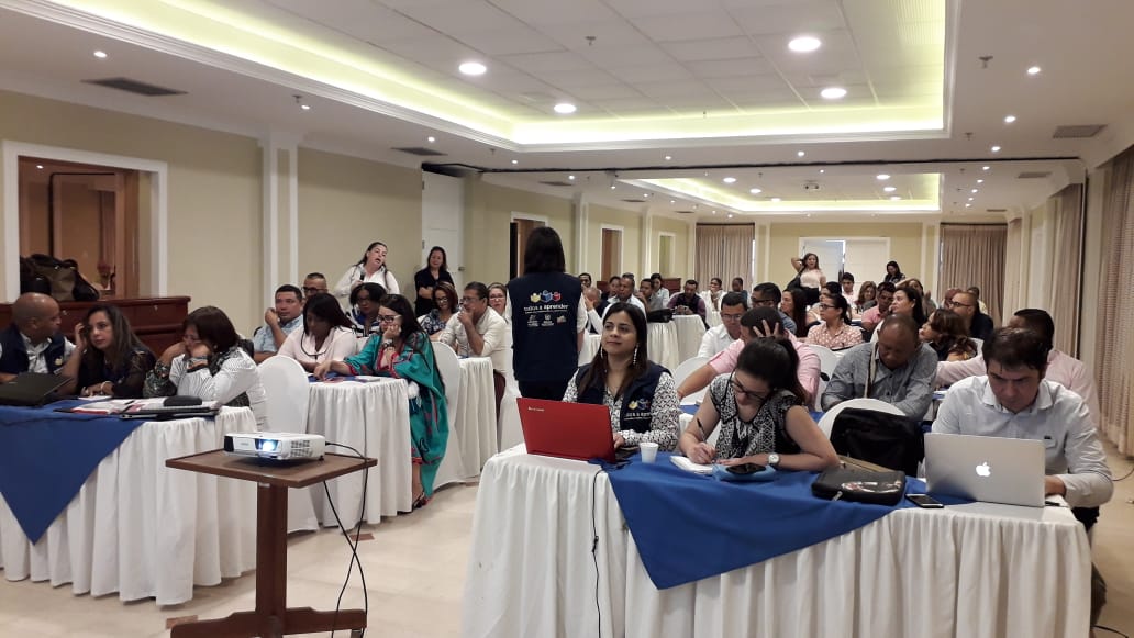 lpuellol's tweet photo. Hemos convocado a tutores, directivos docentes, universidades, fundaciones y formadores de diferentes entidades de la #zona1 para la validación del Marco Profesoral propuesto para la ruta del @PTA_Colombia para el 2019 https://t.co/87yd5LpTby