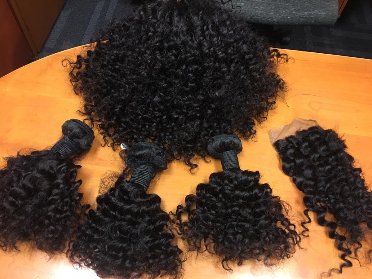 DiamondRoyaltyH's tweet photo. GRADE 10A DEEP CURLS

10” 3 bundles and closure is R1500

Wig is R1750 

DM us to place orders 💃🏾💃🏾💃🏾 https://t.co/MsxDO4Ca49