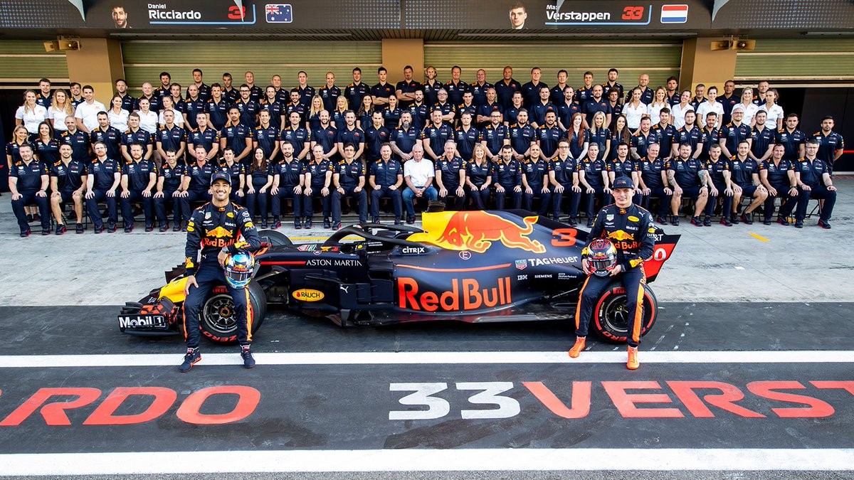 redbullracing's tweet photo. Your class of 2018! 😁📸 Thanks for all of your support this season 👊 #AbuDhabiGP 🇦🇪 #GivesYouWings https://t.co/JWr7mfaA7W