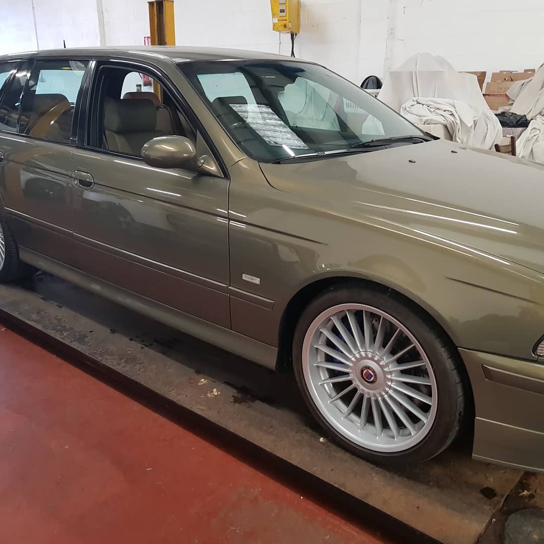 Alanstestcentre's tweet photo. Stunning example of the rare BMW ALPINA B10 In for test https://t.co/g8m6T2xAGY