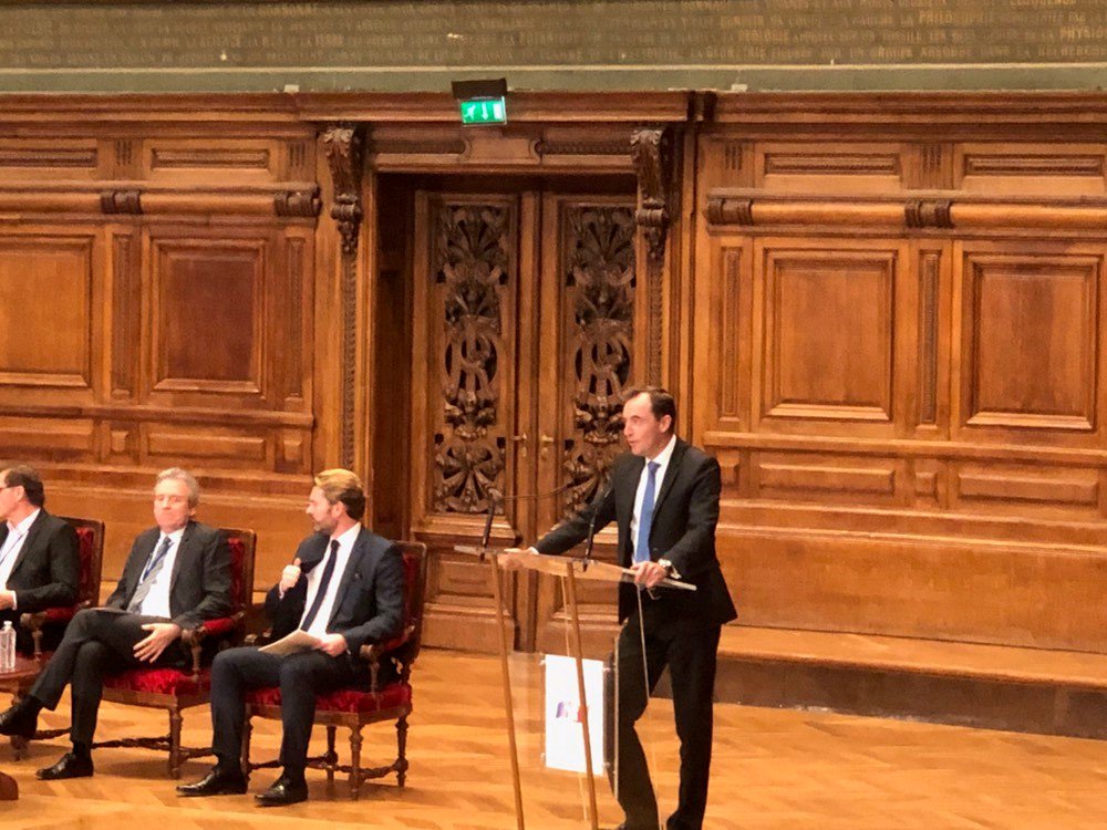 "L'excellence académique passe par une collaboration proche entre les mondes de l'enseignement, de la recherche et de l'entreprise" <a href="/chcatoir/">Christophe Catoir</a> ouvre la table ronde "Faire de la France le campus du monde" aux #EtatsdelaFrance.