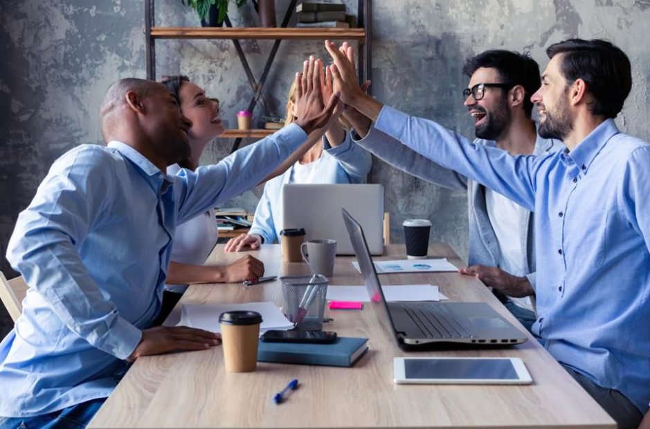 Make sure your work overall creates the experience of #meaning—we all need to know we’re part of something bigger than us that matters! bit.ly/2BryNAe <a href="/Comaford/">Christine Comaford</a> #ThursdayMotivation