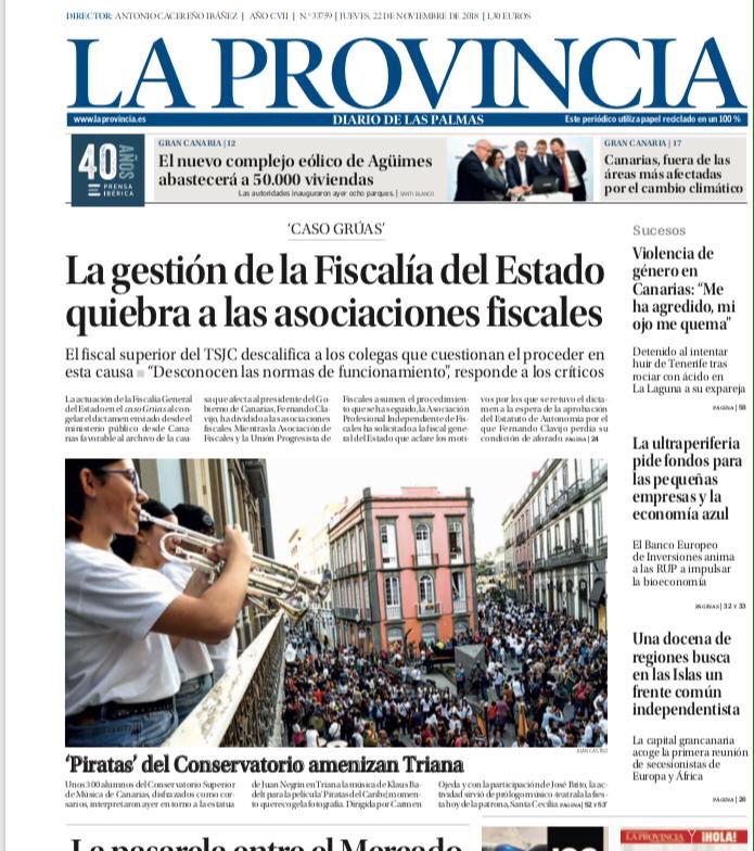 CPMLPGC's tweet photo. La prensa regional se hace eco hoy del flash mob que ayer hicimos en Triana... maravilloso momento
Felicidades a todos nuestro alumnado y profesorado!!!!
https://t.co/a6BthpvI9I
#cpmlpgc #elconserentriana #elconserenlacalle #elconserenlosmedios #consejeriadeeducacioncanarias https://t.co/yAsdw6sBhF