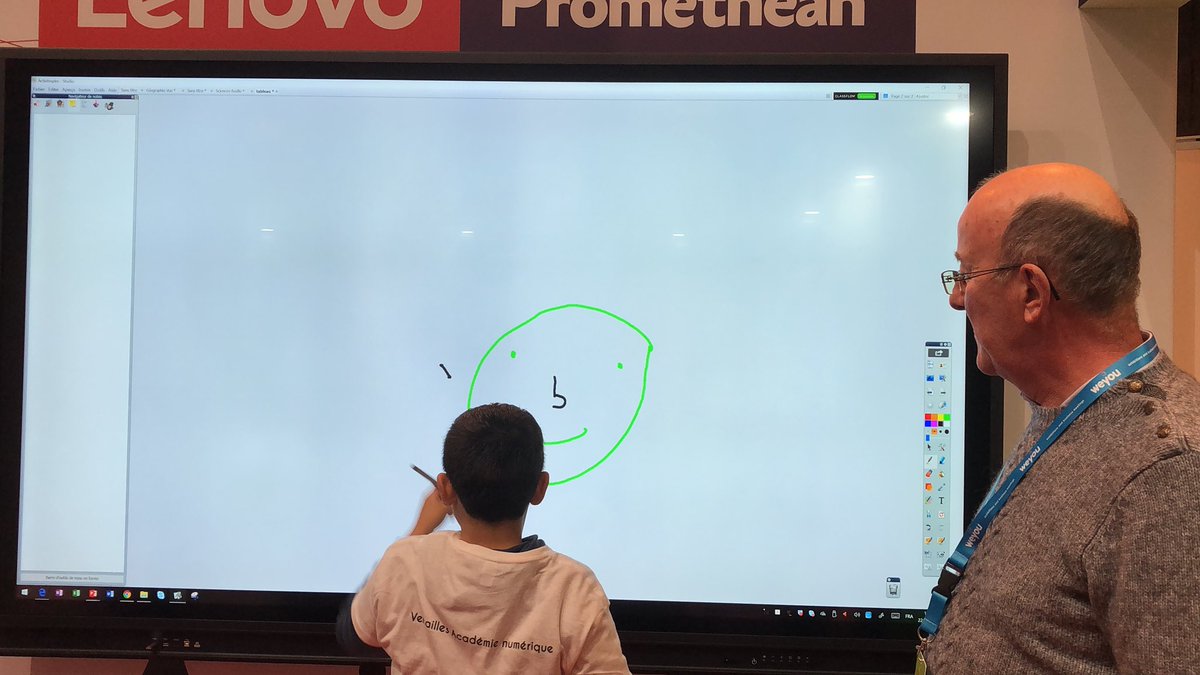 PrometheanFR's tweet photo. Quoi de mieux qu’une prise en main par les élèves ?! #EducatecTice #solutionsinteractives #eni #activinspire #whiteboardapp https://t.co/9zML773Pzy