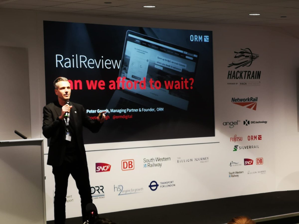 hackpartners's tweet image. @ORMdigital ‘s @petergough stands up next and tells us why customer experience is so important and why the rail review needs to happen now and cannot wait #hacktrainconf