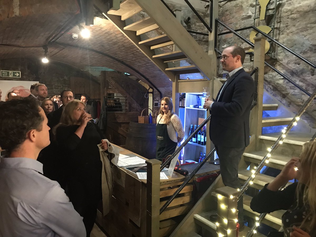 Another fantastic evening of networking last week at one of our signature wine tasting events. Thanks to our sponsors <a href="/DB_Syndicate/">Deepbridge Syndicate</a> and to our expert hosts <a href="/averyswine/">Averys Wine Cellars</a> #privateclient #bristol