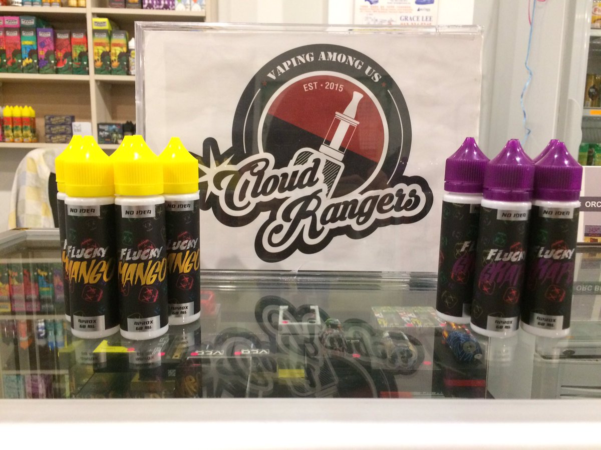 FluckyFunky's tweet photo. Thanks repeat order bro 🔥 buy now and lets support us 💯 #vapers #shahalamfooddelivery #mango #grape #vapeon #vapetricks #ejuice #dubaivape #vapeitaly #vapeuk  #vapemalaysia #vapeindo #vapefrance #vapegermany #vapefam #vapenation #vapelyfe #vapedaily  #shawnmendes #FluckyFunky https://t.co/So5MCgtGj1