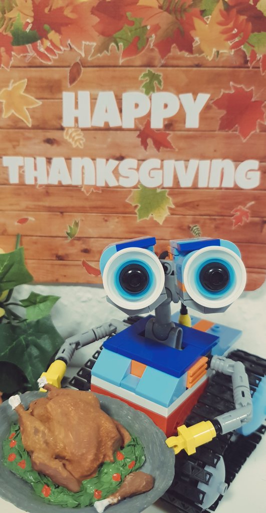 #HappyThanksgiving to everyone! I am very thankful for all the great experiences over the last year <a href="/Tinker_Bots/">Tinkerbots</a>! And thankful for every kid who learns about robotic and coding! #mint #stem #codingforkids #mfr #robotics #ThanksgivingEve #ThanksgivingDay #Thankful