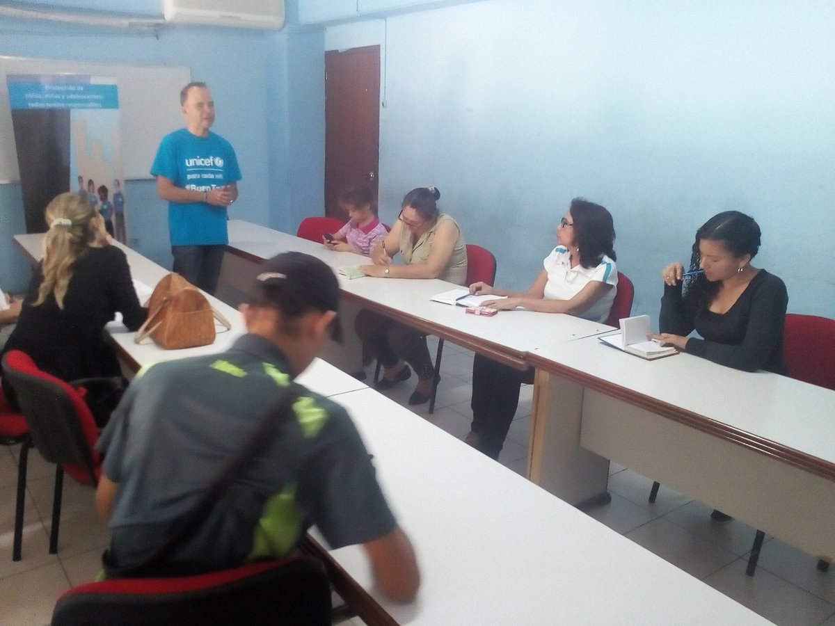 karinavtc's tweet photo. Sistema de Proteccion de niños, niñas y adolescentes del Municipio Bolivar, en taller para formacion de Defensores NNA. #buentrato . https://t.co/htOu0QR2qg