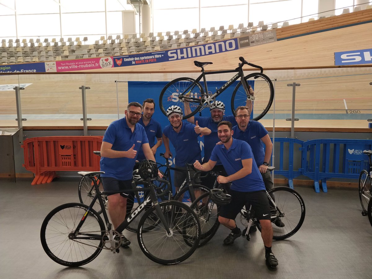 Smile - I.T is open tweet media