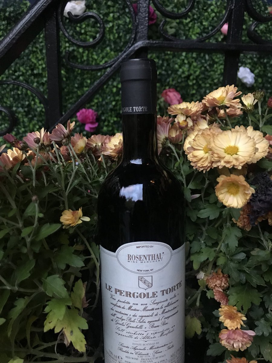 Need another bottle? 🦃 We’re open today 10AM - 6PM 🍷 Happy Thanksgiving!
.
.
.
#gratitude #winewinewine #thanksgiving #terrysnyc