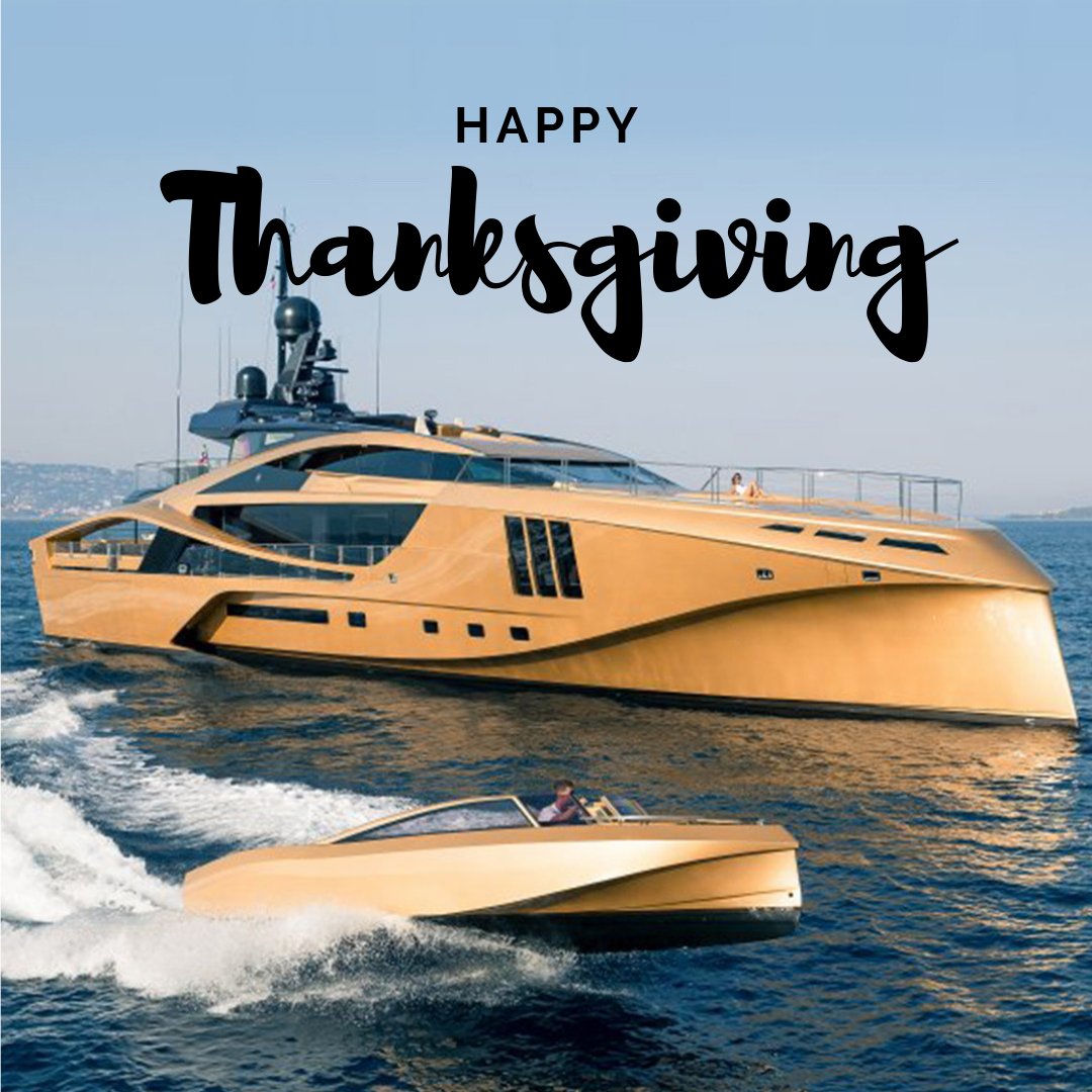 Happy thanksgiving y'all! Hope your day is gold no matter where you spend it!! #HappyThanksgiving