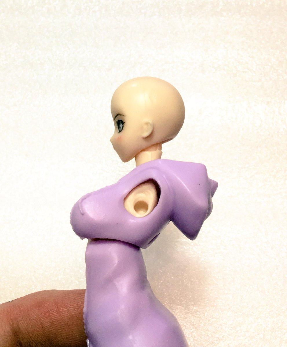 H Y O 原型師 ５月 トレフェスオンライン3 出展 در توییتر 番外 頭部組立について アウェア は素材 ちゃんの お気軽カスタムキット なので 髪の毛の取り付けも超簡単 前後から閉じるだけ 難しくないんです 素材ちゃん Akg15