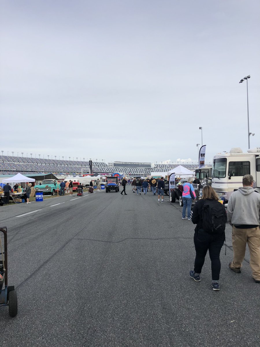 Ricci Magsino tweet media