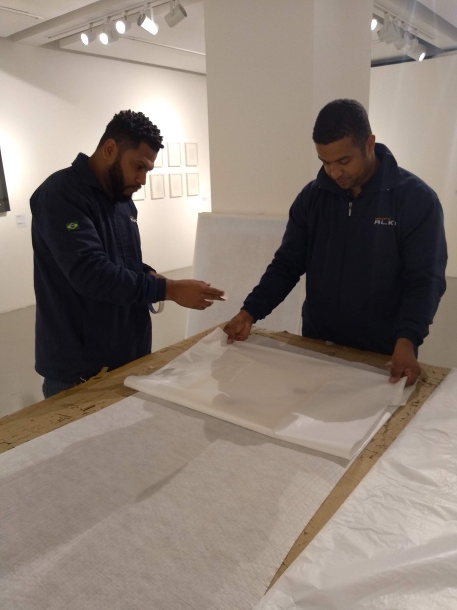 iacbrasil's tweet photo. Ontem a equipe da Manuseio Montagem e Produção Cultural e Grupo Alke desmontaram e transportaram as obras que estavam na exposição "Da figura à abstração geométrica" do @iacbrasil.
#IAC #iacbrasil #SP #arte #art #muba #belasartes #exposição #sampa #VilaMariana #Manuseio #Alke https://t.co/Q2Uf1yQbWd