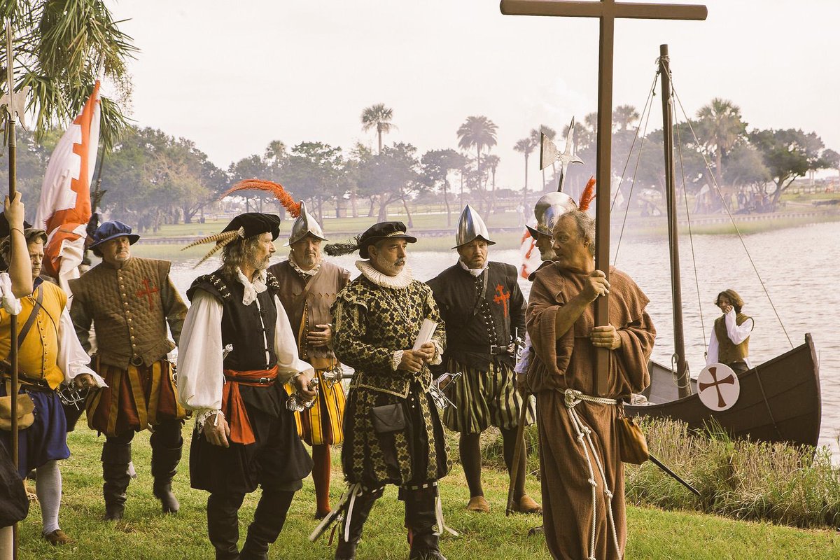 hector_sinecio's tweet photo. The writers and professors Robyn Gioia and Michael Gannon of the University of Florida have pointed out that the first celebration of #ThanksgivingDay in the United States was carried out by the Spanish settlers on September 8, 1565, in which Today is San Agustín, Florida #HTGD! https://t.co/95ZcIhTEYz