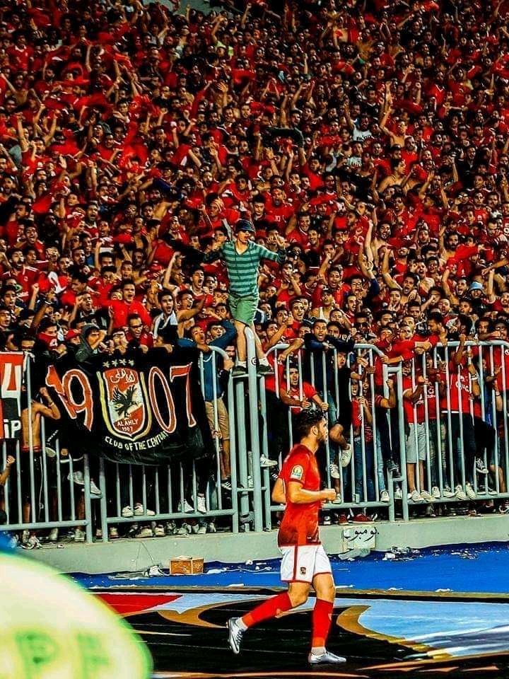 Yousef_74_'s tweet photo. #كاس_زايد_للانديه_الابطال بالوفيق للنادي الاهلي ❤️❤️
@AlAhly https://t.co/bqVX3qeIl4