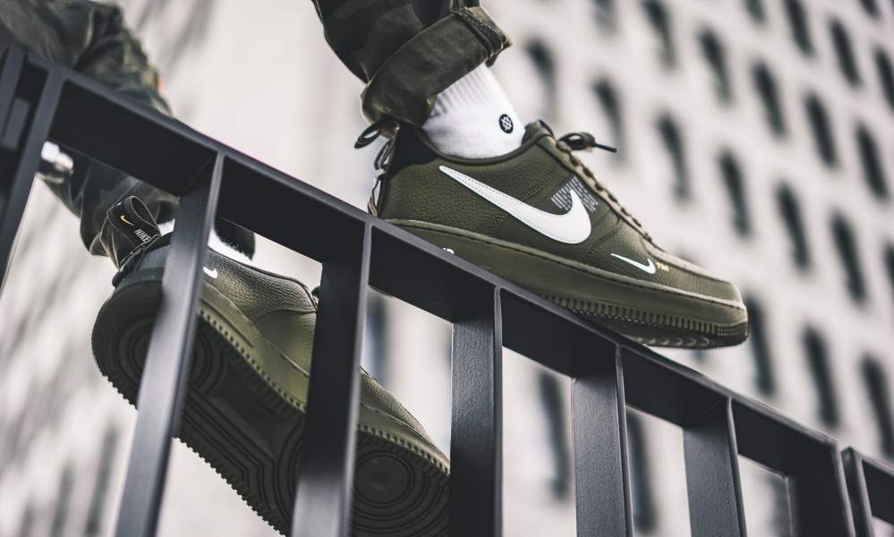 restocks air force 1