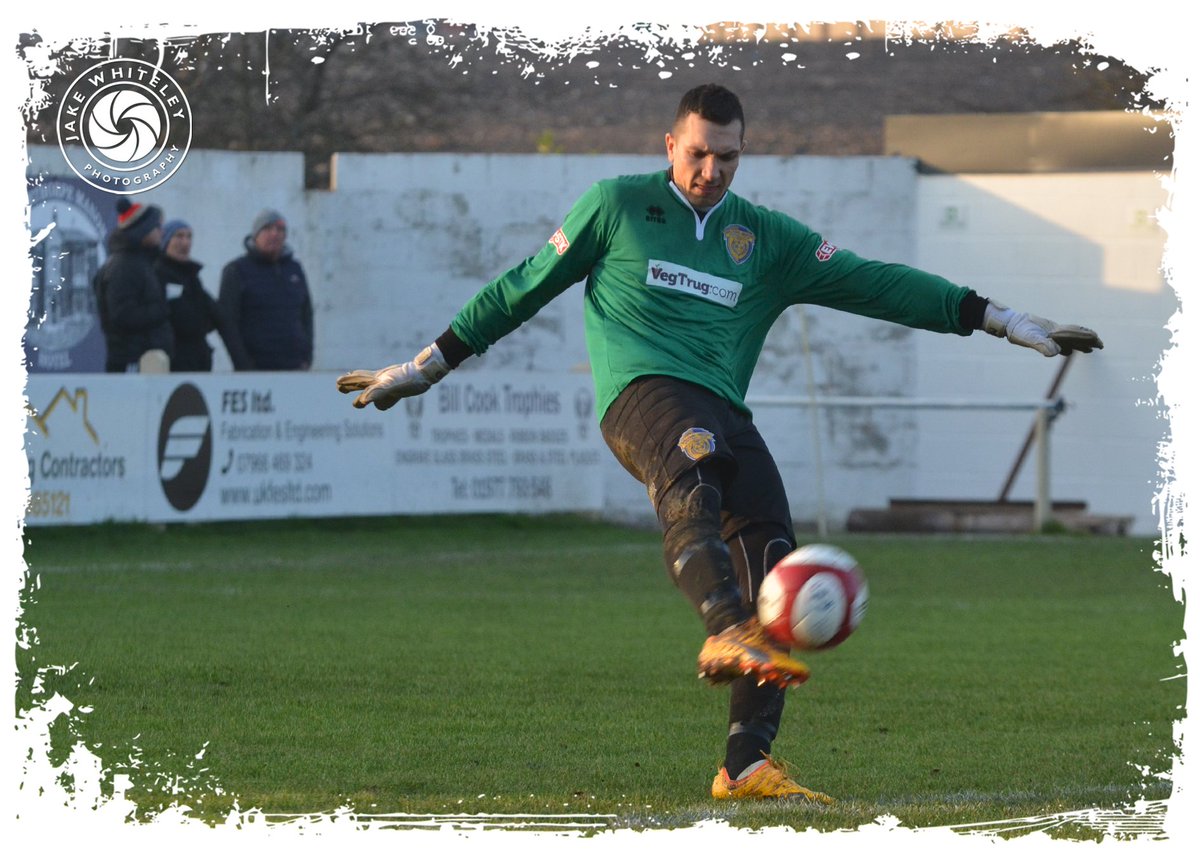 SpaldingUnited's tweet photo. First-half match-action inc Tulips MoM #ScottFloyd + @duggan895: @PonteCollsFC v #Tulips (#NPLEvoStikEast, 17/11/18)... https://t.co/KPr9NboUeB