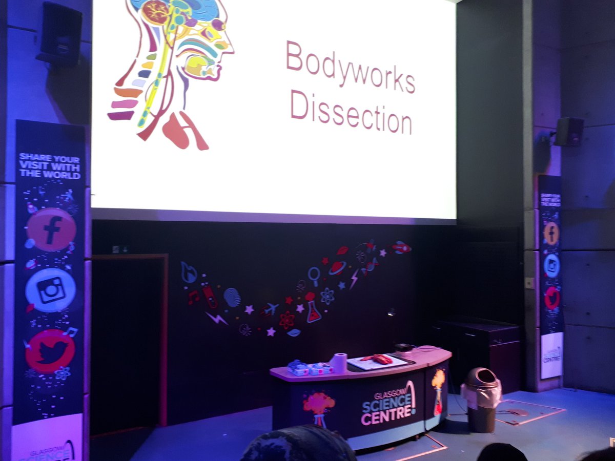 HolyroodChemis1's tweet photo. Thank you #STEMfest18 for a great event, our S2 pupils @HolyroodSec had a great time learning about STEM careers and participating in the workshops https://t.co/xmRrqS3rxE