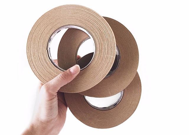 olivemanna's tweet photo. Kraft masking tape: a gift wrapping staple. https://t.co/Sop9nCdKZx