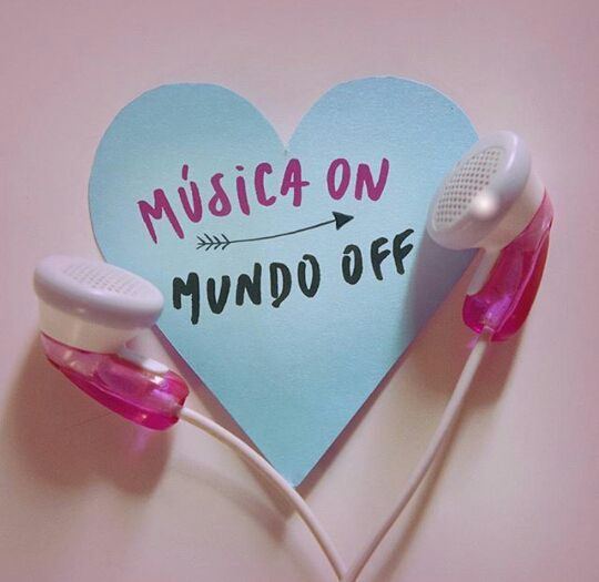 Cuando todo lo demás puede esperar...👉🎼😉
Felíz #DiadelaMusica #SantaCecilia #niundiasinmúsica