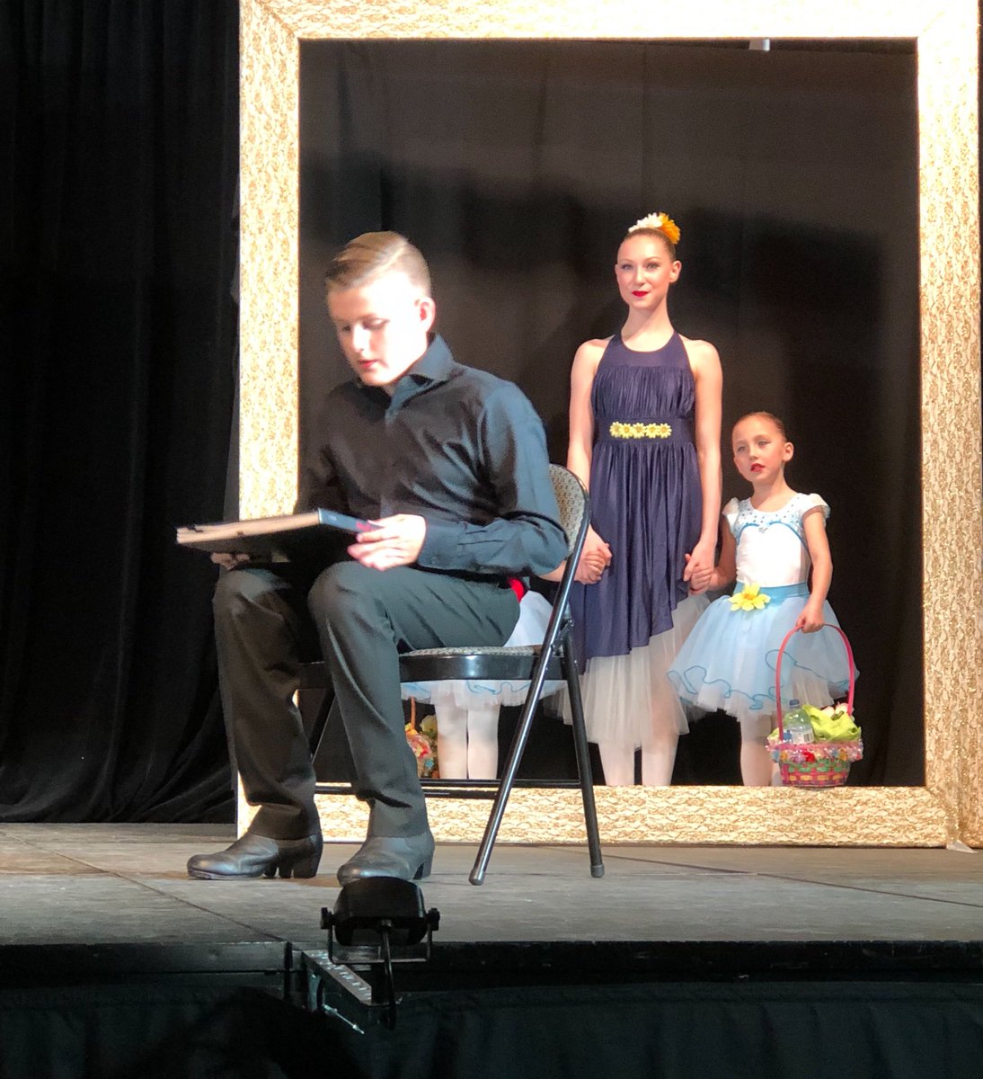 merritt_central's tweet photo. Congratulations to Bradley Turmel and Cadence Ferris on the wonderful performances at last nights “Museum of Art” dance recital!  @sd58connect @DanDuncan14 https://t.co/dn2eMgB4UT