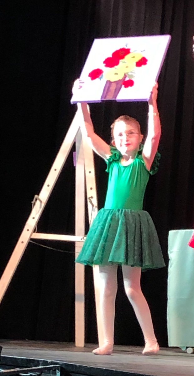 merritt_central's tweet photo. Congratulations to Bradley Turmel and Cadence Ferris on the wonderful performances at last nights “Museum of Art” dance recital!  @sd58connect @DanDuncan14 https://t.co/dn2eMgB4UT
